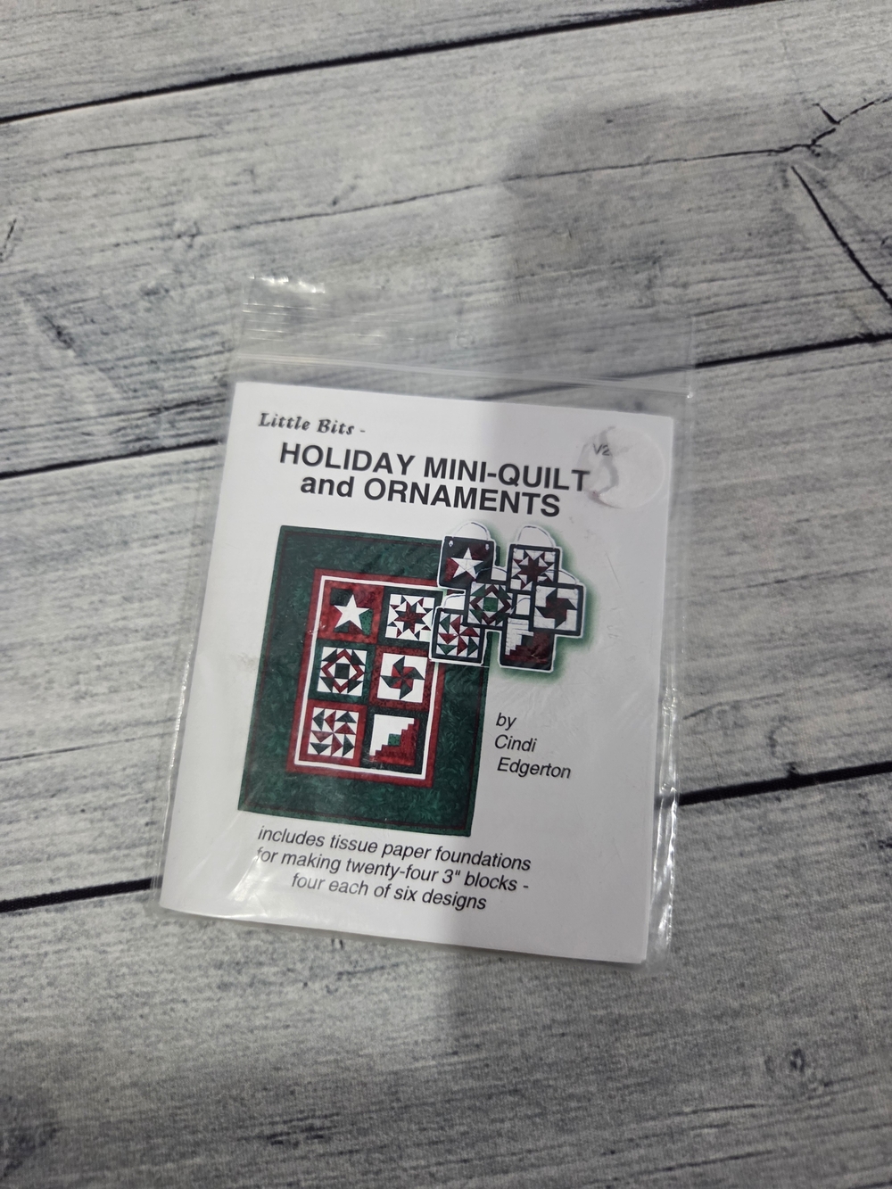 Little Bits Holiday Mini-Quilt and Ornaments